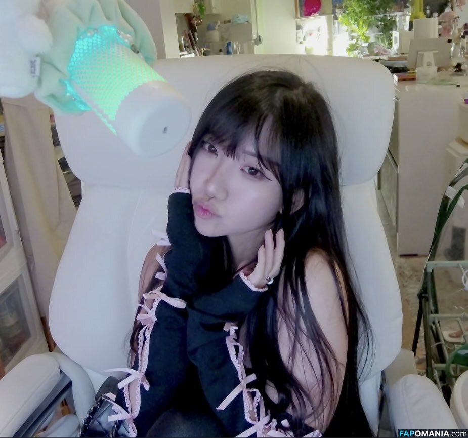 AriaSaki / annoyingaria Nackt OnlyFans  Geleaktes Foto #955