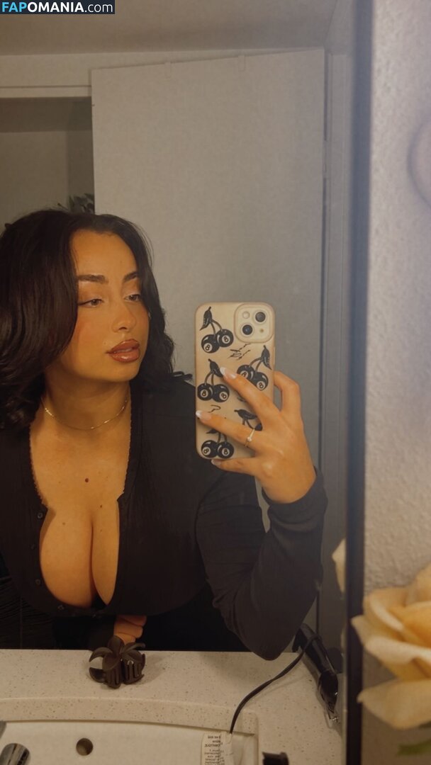 Ariibacardi / ari_estici / aricandii / https: Nackt OnlyFans  Geleaktes Foto #2