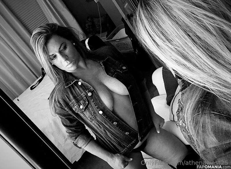 AthenaWest / athenawest25 / https: Nackt OnlyFans  Geleaktes Foto #9