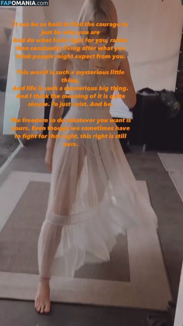 Aurora Aksnes / auroramusic / singer Nackt OnlyFans  Geleaktes Foto #238