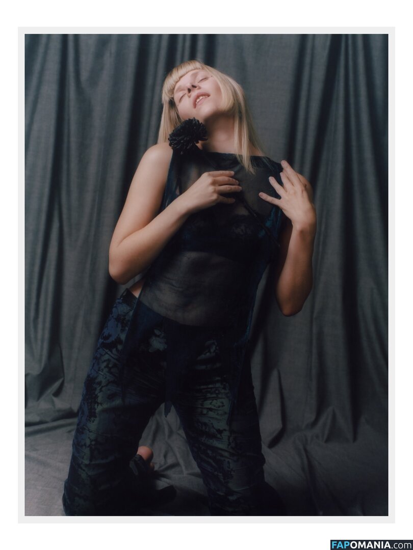 Aurora Aksnes / auroramusic / singer Nackt OnlyFans  Geleaktes Foto #260