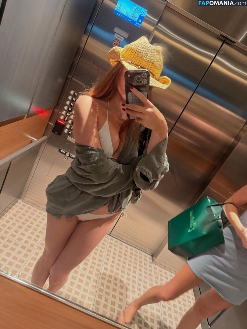 Aurorafoxxxx / scarlettaaurora / ursweetscar / yoursweetaurora Nackt OnlyFans  Geleaktes Foto #15