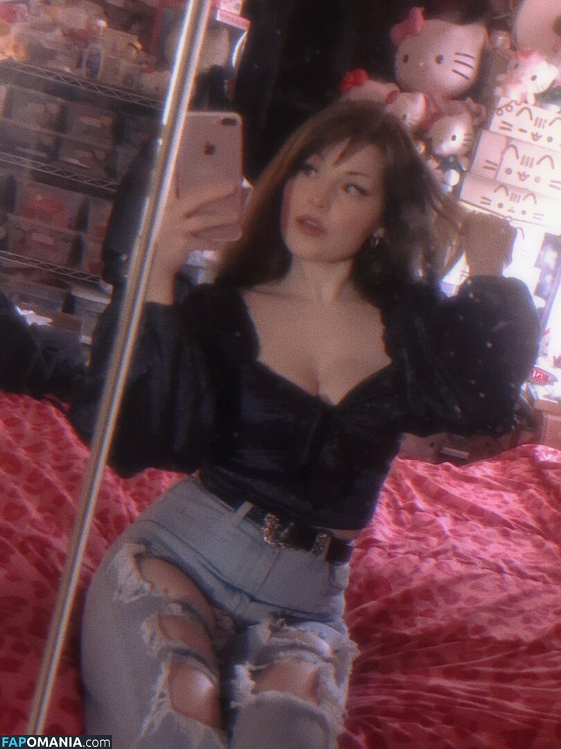 auroraiskira / kingauratv Nackt OnlyFans  Geleaktes Foto #6