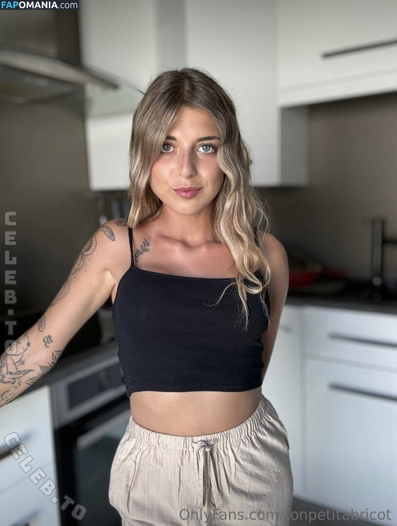 Ava Abricot / lepetit.abricot / tonpetitabricot Nackt OnlyFans  Geleaktes Foto #4