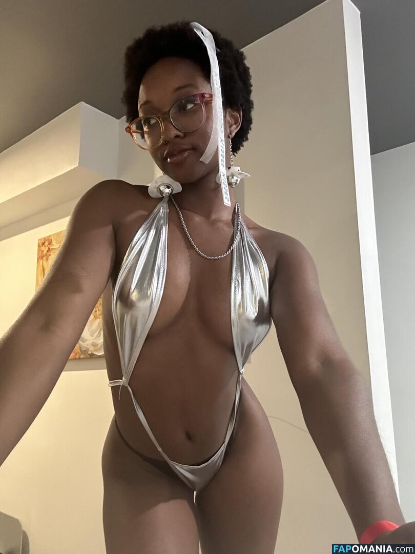 Ava V Marie Nackt OnlyFans  Geleaktes Foto #4