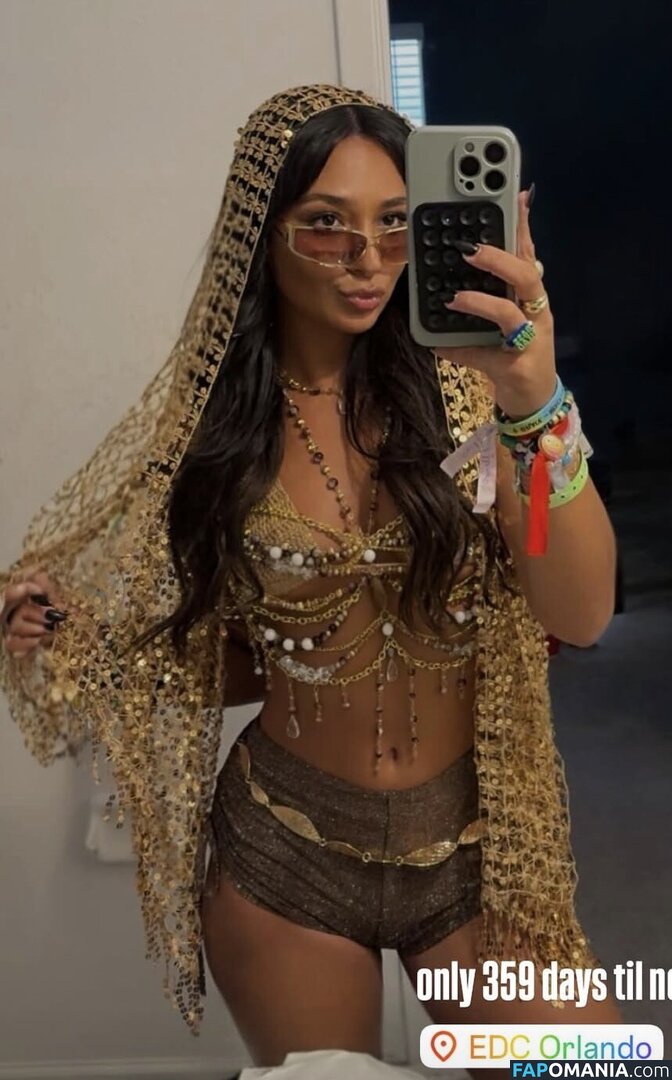 avaasanto / lifes.a.party.sorry.mom Nackt OnlyFans  Geleaktes Foto #2