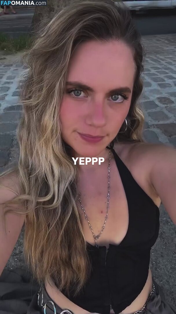 Axelle Maga / axelle.maga Nackt OnlyFans  Geleaktes Foto #15