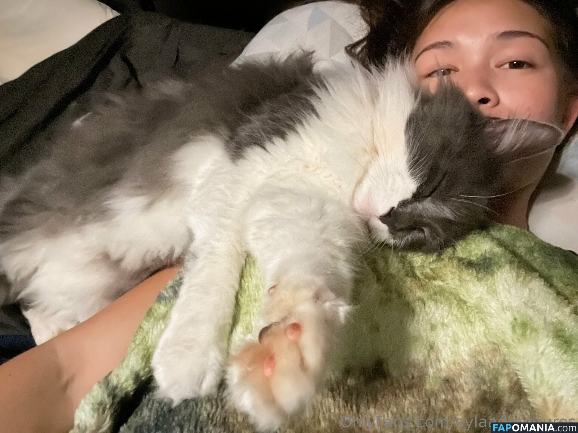 aylaadventures / aylaadventuress Nackt OnlyFans  Geleaktes Foto #16