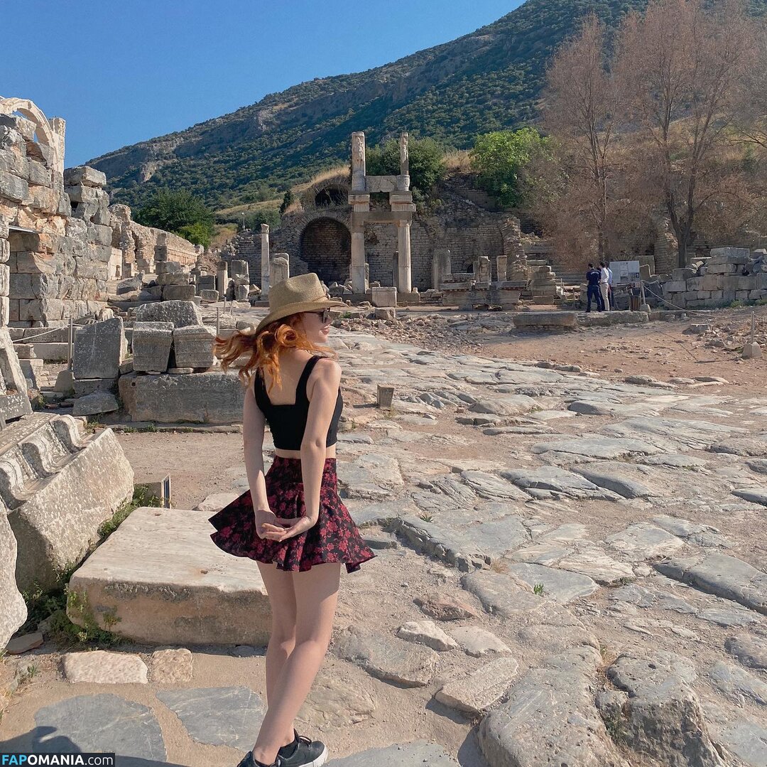 Aysennyuksel / moonbae.8 Nackt OnlyFans  Geleaktes Foto #11