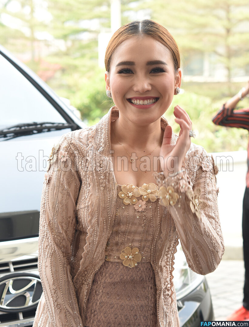Ayu Tingting Nackt OnlyFans  Geleaktes Foto #6