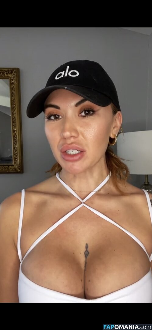 B00bs.and.bets Nackt OnlyFans  Geleaktes Foto #1