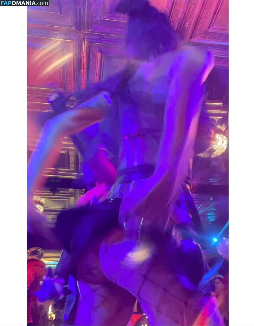 Bai Ling / iambailing Nackt OnlyFans  Geleaktes Foto #656