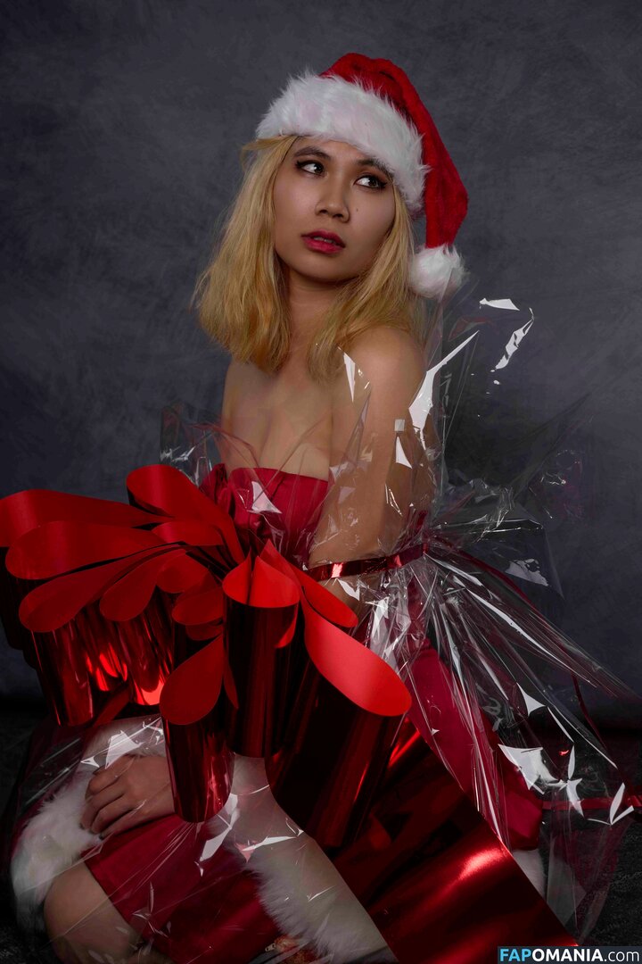 Aquentine / Bessy Q / Final Girlz / Justa Queen / Quynh Văn / _bessy.q_ Nackt OnlyFans  Geleaktes Foto #3