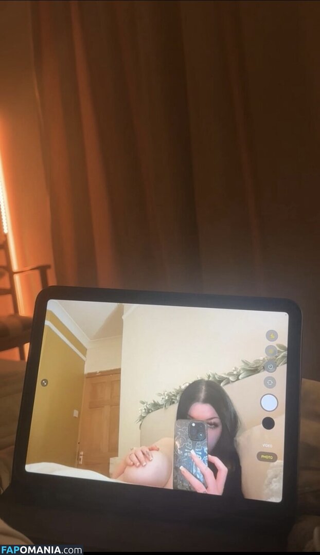 Beth Jones / _bethj05 / bethj0705 / https: Nackt OnlyFans  Geleaktes Foto #3