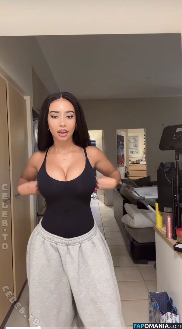 Bianca Alexandra / bianca.alexandrraa / itaintbee Nackt OnlyFans  Geleaktes Foto #4