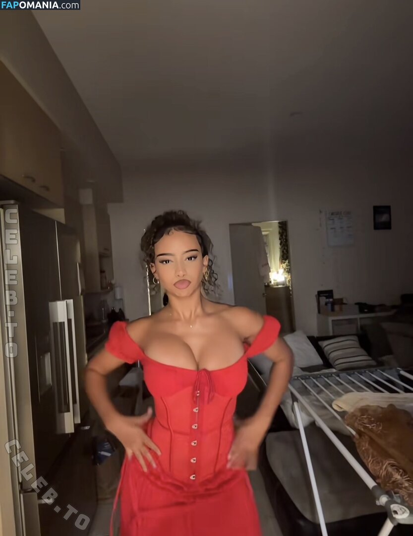 Bianca Alexandra / bianca.alexandrraa / itaintbee Nackt OnlyFans  Geleaktes Foto #5
