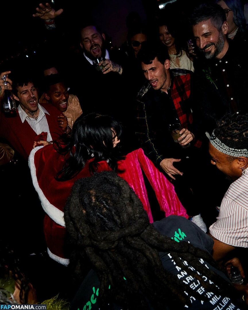 Billie Eilish / Fake / billeeilish / billieeilish Nackt OnlyFans  Geleaktes Foto #636