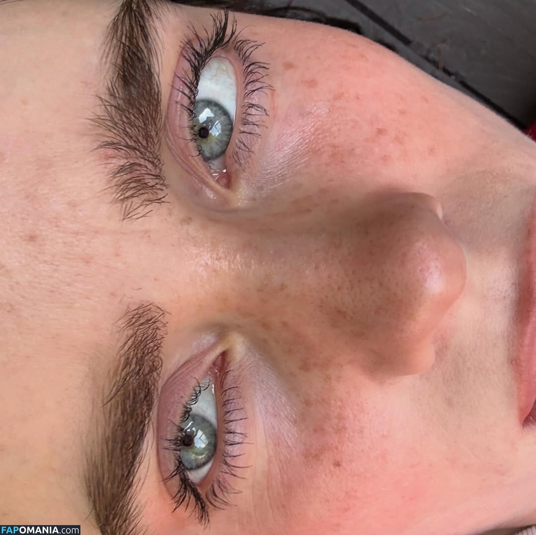 Billie Eilish / Fake / billeeilish / billieeilish Nackt OnlyFans  Geleaktes Foto #2233