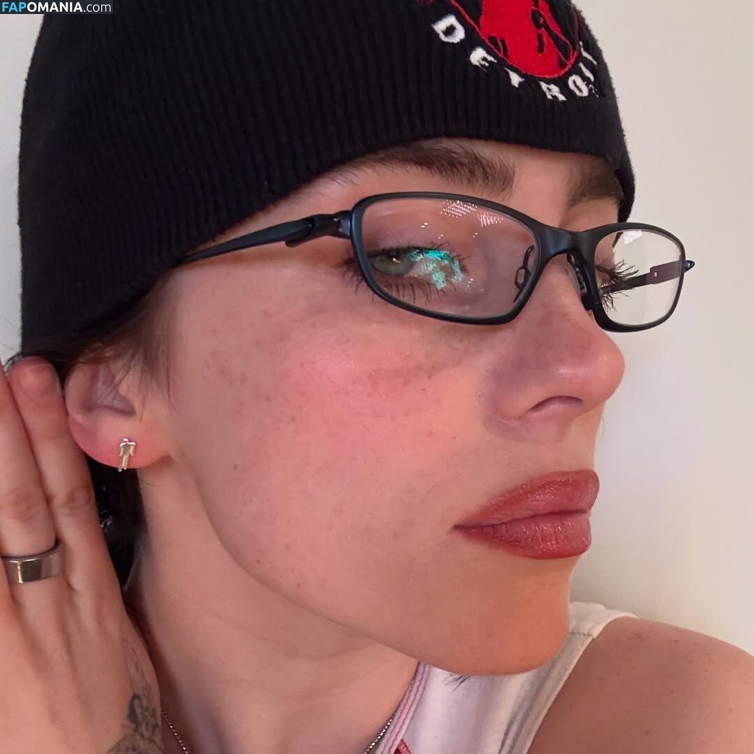 Billie Eilish / Fake / billeeilish / billieeilish Nackt OnlyFans  Geleaktes Foto #2235