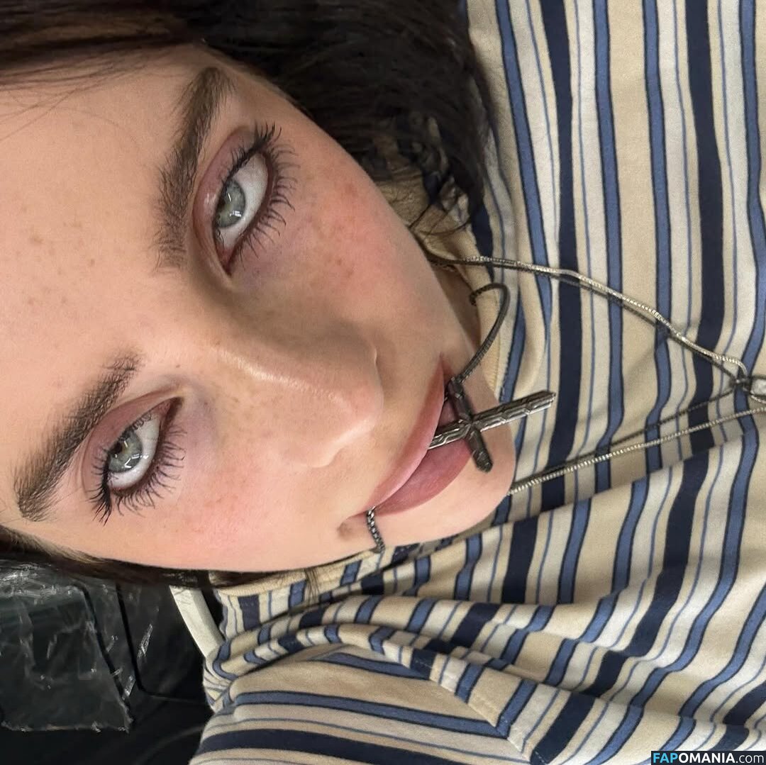 Billie Eilish / Fake / billeeilish / billieeilish Nackt OnlyFans  Geleaktes Foto #2236