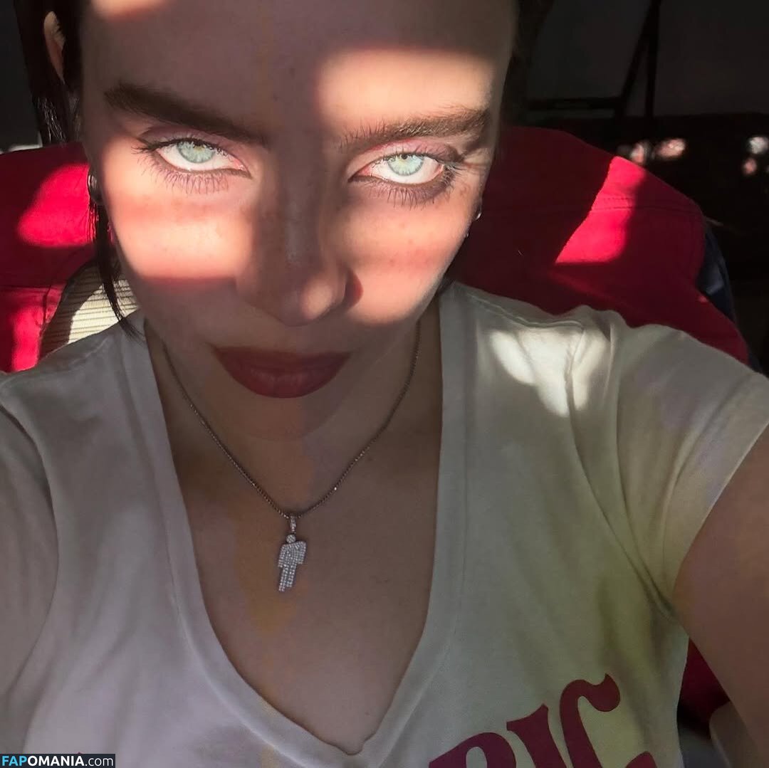Billie Eilish / Fake / billeeilish / billieeilish Nackt OnlyFans  Geleaktes Foto #2238