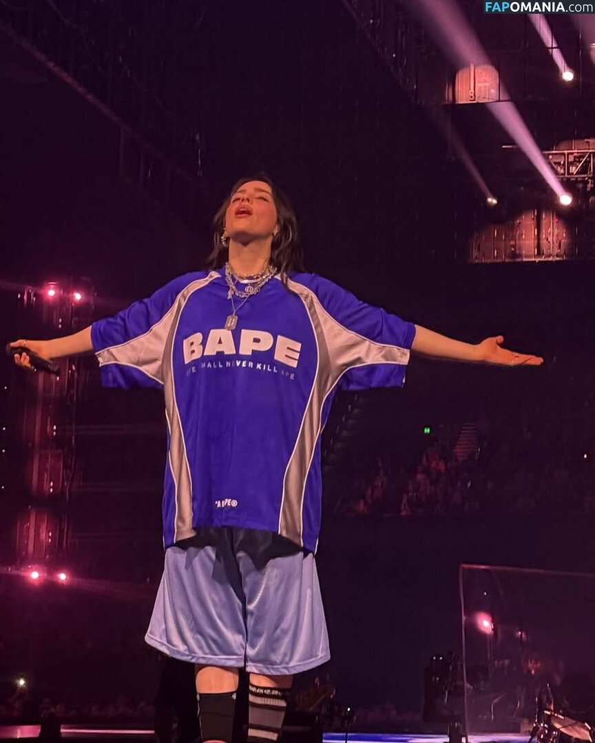 Billie Eilish / Fake / billeeilish / billieeilish Nackt OnlyFans  Geleaktes Foto #2260