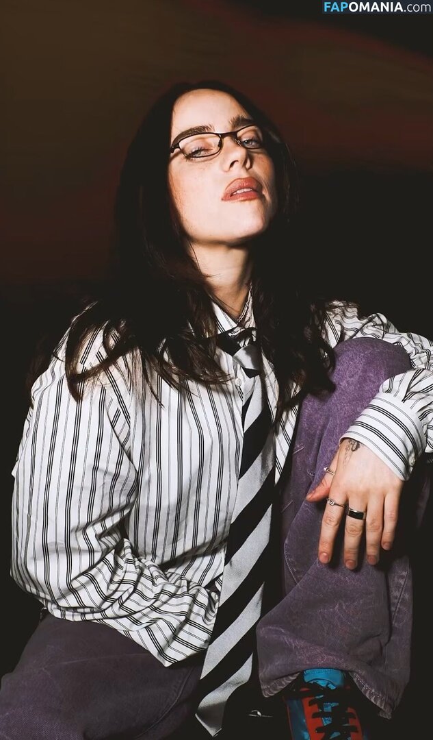Billie Eilish / Fake / billeeilish / billieeilish Nackt OnlyFans  Geleaktes Foto #2297