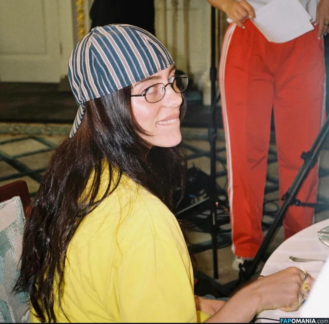 Billie Eilish / Fake / billeeilish / billieeilish Nackt OnlyFans  Geleaktes Foto #2318