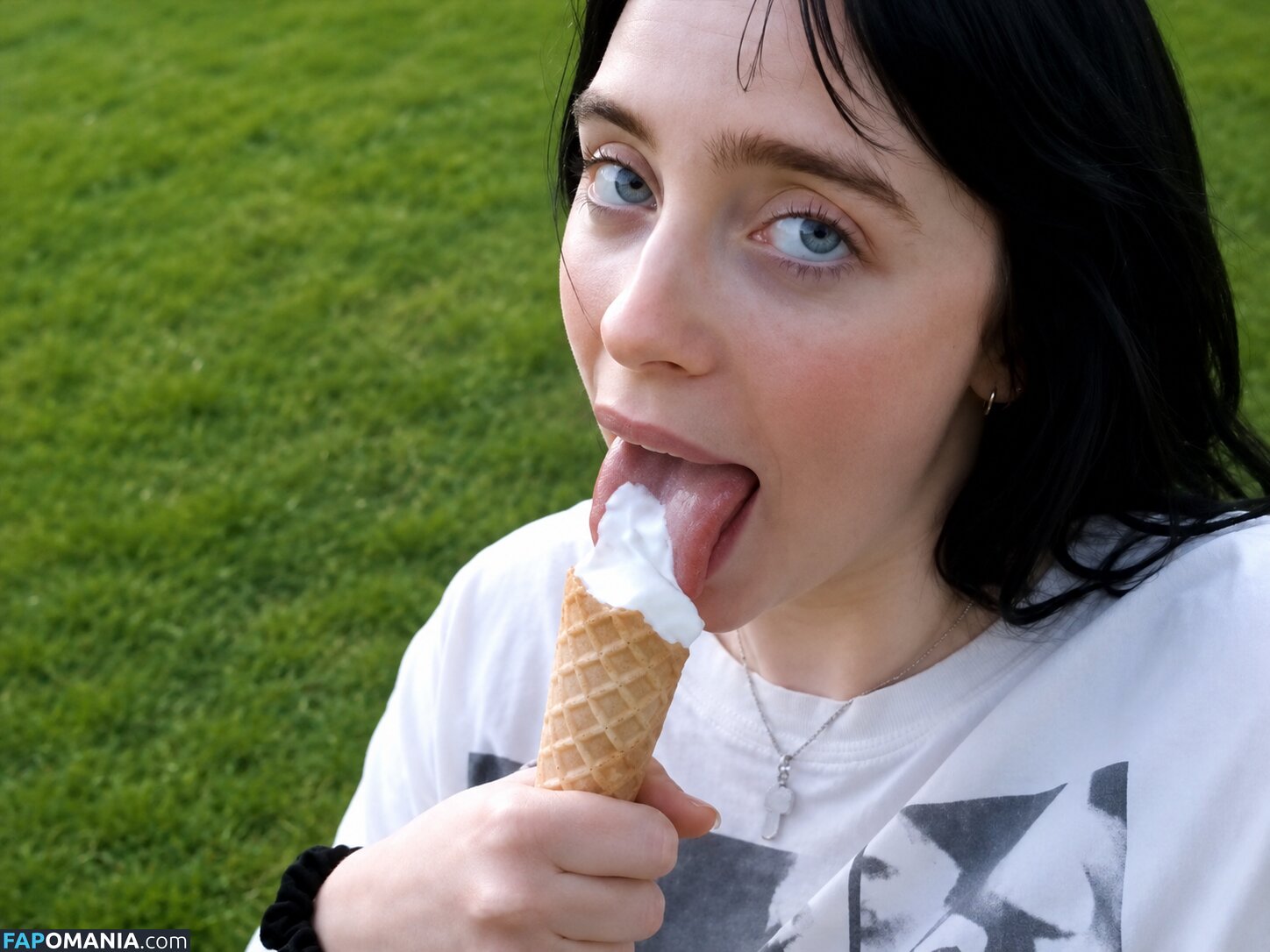 Billie Eilish / Fake / billeeilish / billieeilish Nackt OnlyFans  Geleaktes Foto #2336