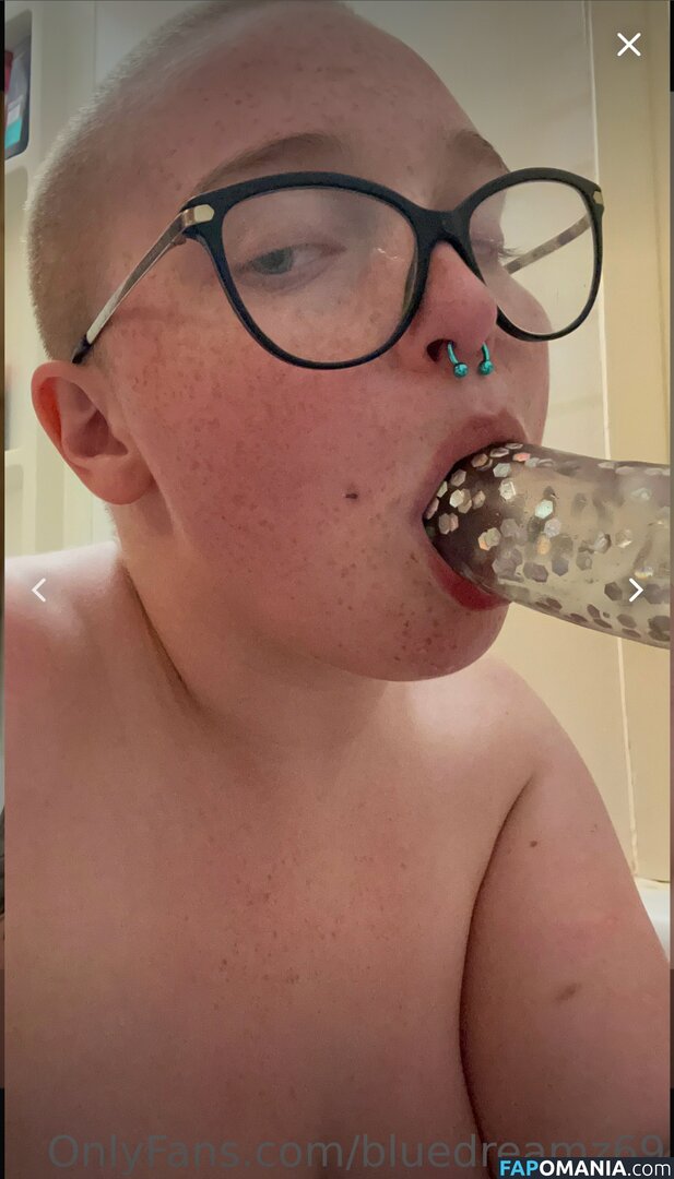 Blue Dreamz / Blueberry Crush / blue_dreamzzzzz Nackt OnlyFans  Geleaktes Foto #1