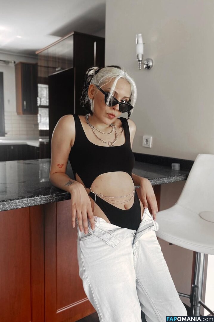 Blush / Yağmur Dilaveroglu / blushtheapp / rachel_blush Nackt OnlyFans  Geleaktes Foto #4