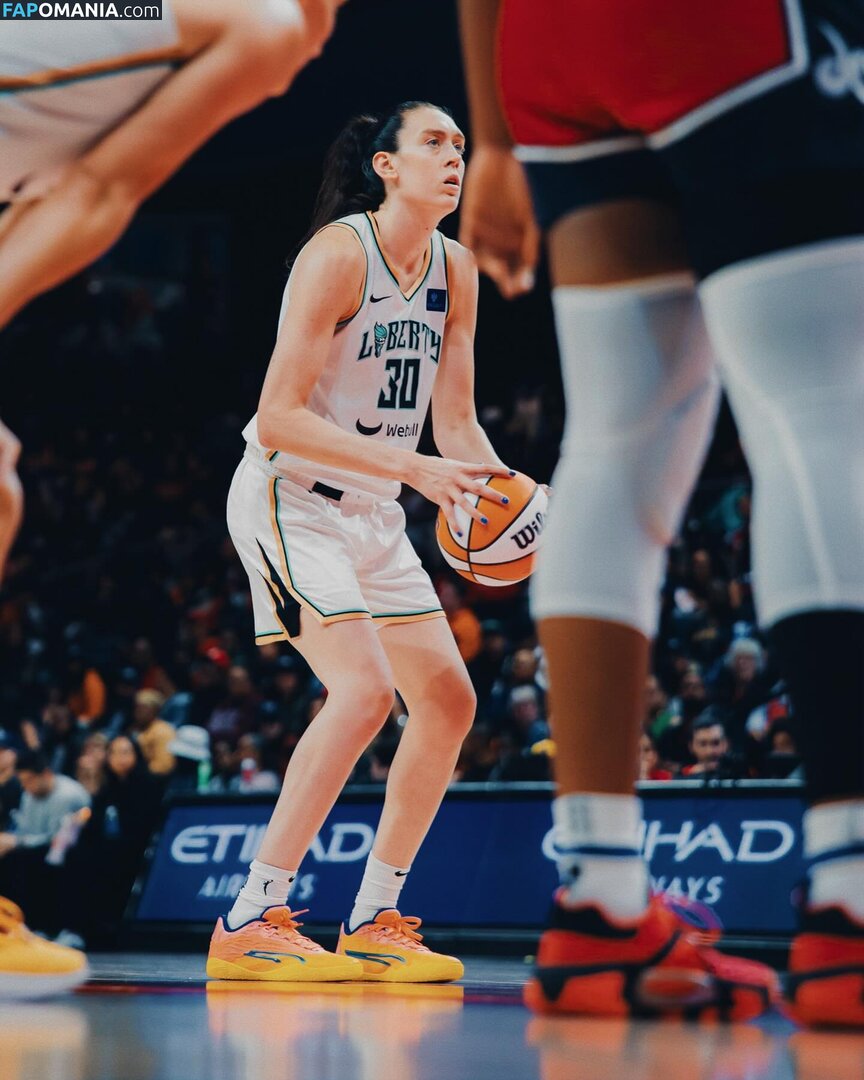 Breanna Stewart / WNBA Player / breannastewart30 Nackt OnlyFans  Geleaktes Foto #1