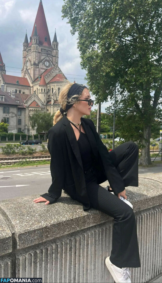 Brec Bassinger / brecbassinger Nackt OnlyFans  Geleaktes Foto #15