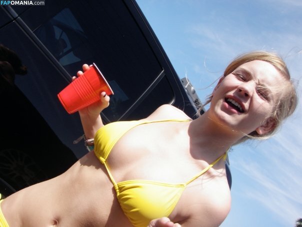 Britt Robertson Nackt Geleaktes Foto #15