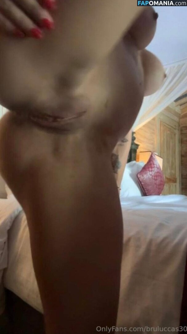 Bruna Luccas / bruluccas / bruluccas30 Nackt OnlyFans  Geleaktes Foto #2