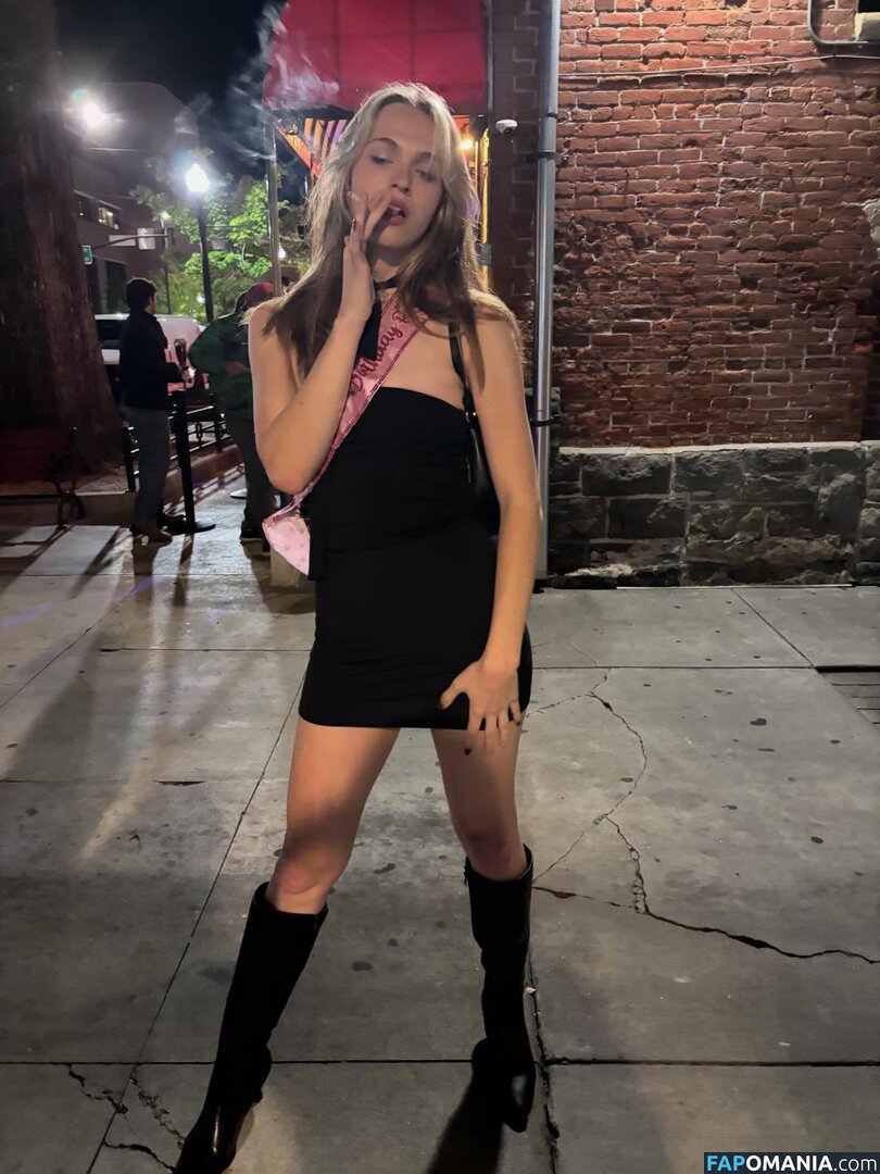 Cadence Marang / lemom.meringue Nackt OnlyFans  Geleaktes Foto #4