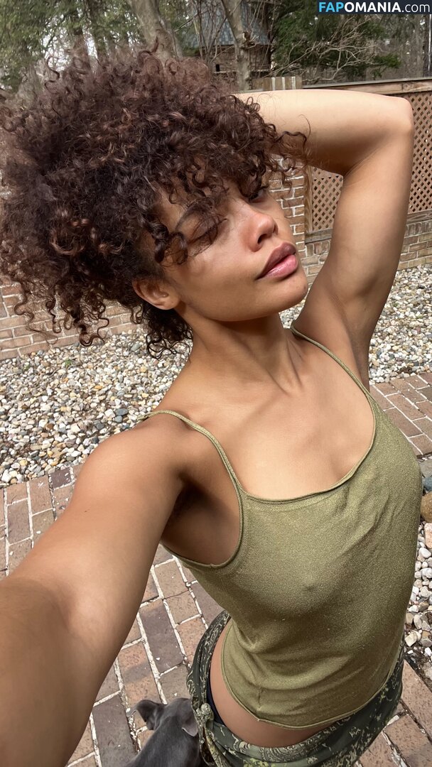 Caitlyn Mwenifumbo / bby_cai / bbycai_ / caitlyn angenile Nackt OnlyFans  Geleaktes Foto #4