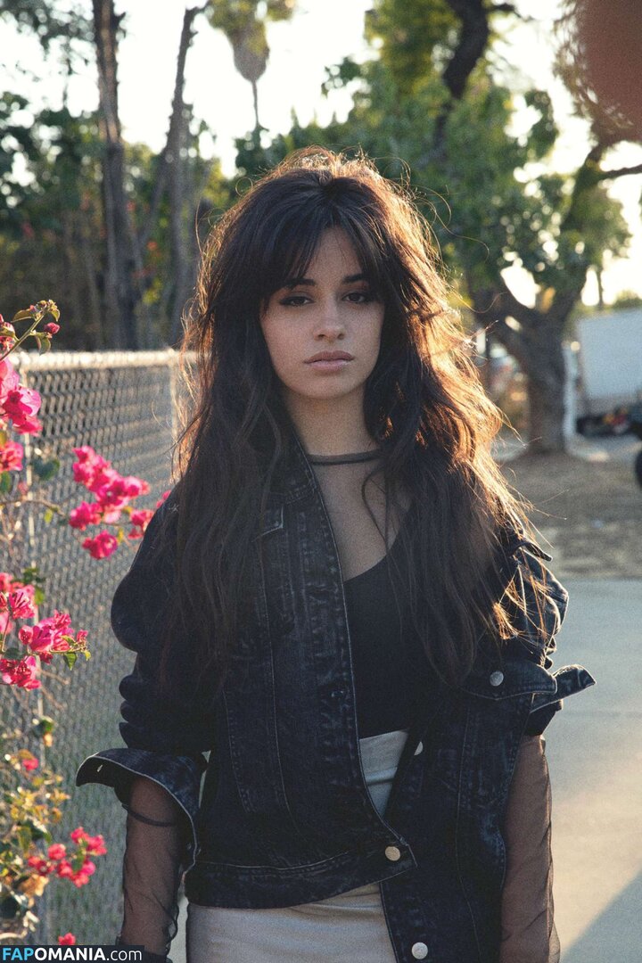 Camila Cabello / Camila_Cabello Nackt OnlyFans  Geleaktes Foto #2459