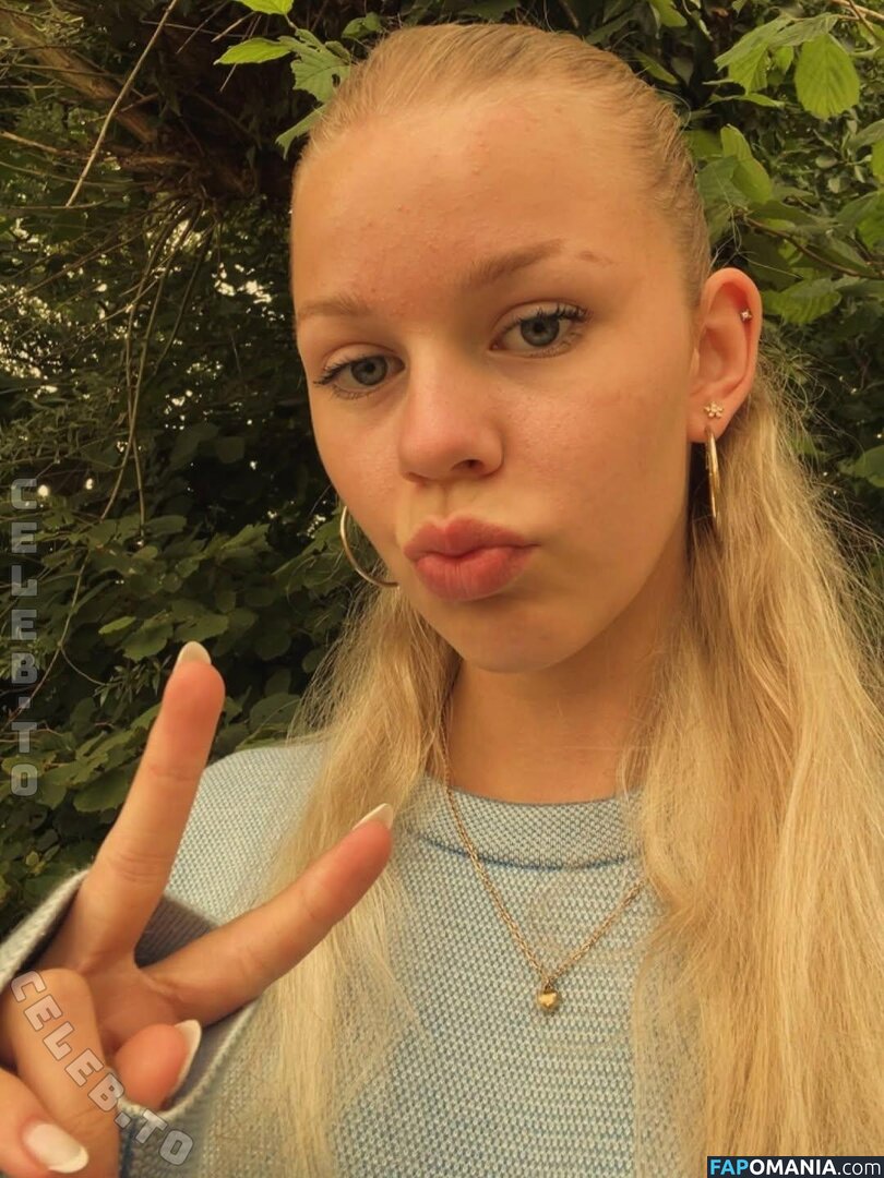 Cara_lb / Cara_lb1 / Cara_liebe Nackt OnlyFans  Geleaktes Foto #5