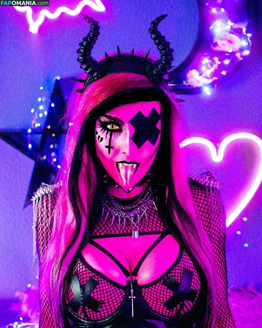 Carina Pusch / Pusch Art / carinapusch Nackt OnlyFans  Geleaktes Foto #4