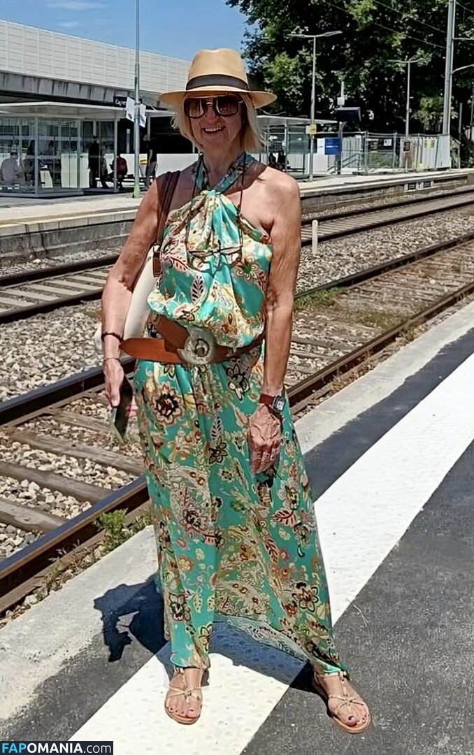 Carol McGiffin Nackt OnlyFans  Geleaktes Foto #1