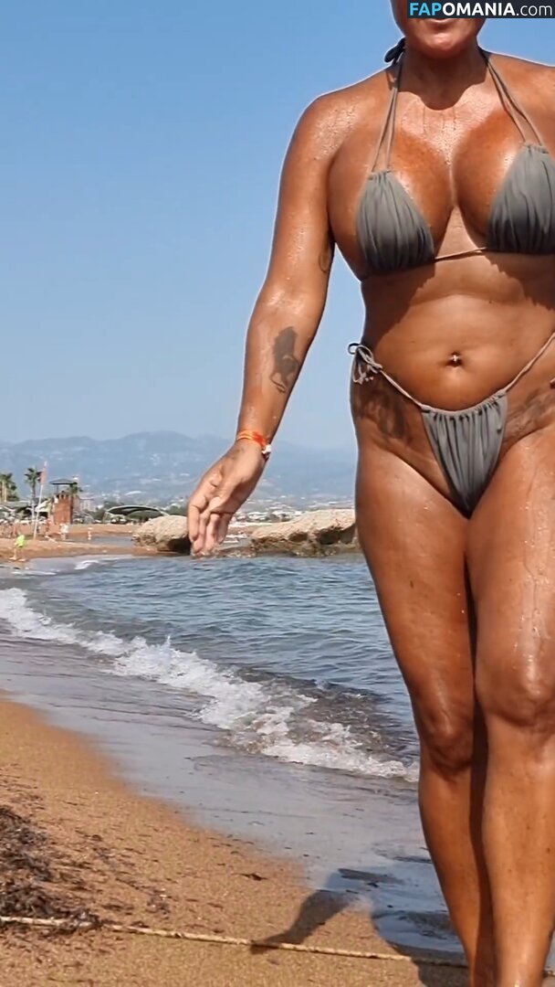 Caroline Öberg / carrooberg Nackt OnlyFans  Geleaktes Foto #10