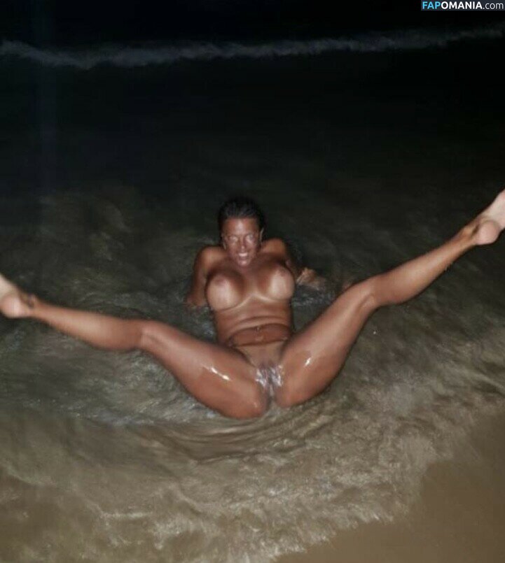 Caroline Öberg / carrooberg Nackt OnlyFans  Geleaktes Foto #23