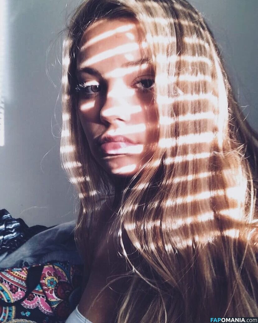 Catie Archambeau / catie.a Nackt OnlyFans  Geleaktes Foto #12