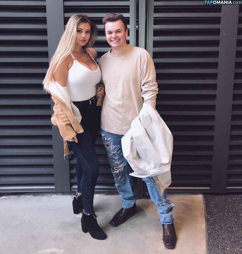 Catie Archambeau / catie.a Nackt OnlyFans  Geleaktes Foto #16