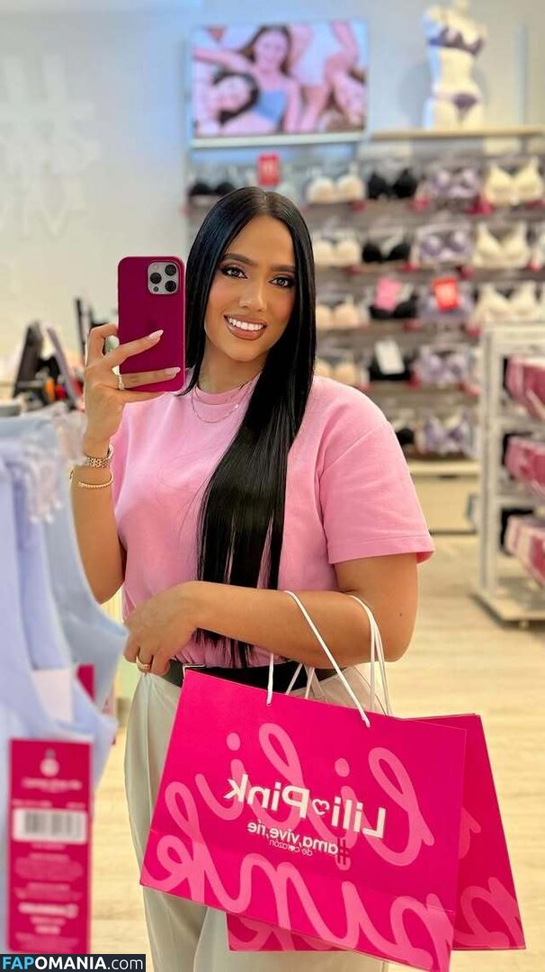 Cecilia Rossell / ceciliarossellhn Nackt OnlyFans  Geleaktes Foto #19