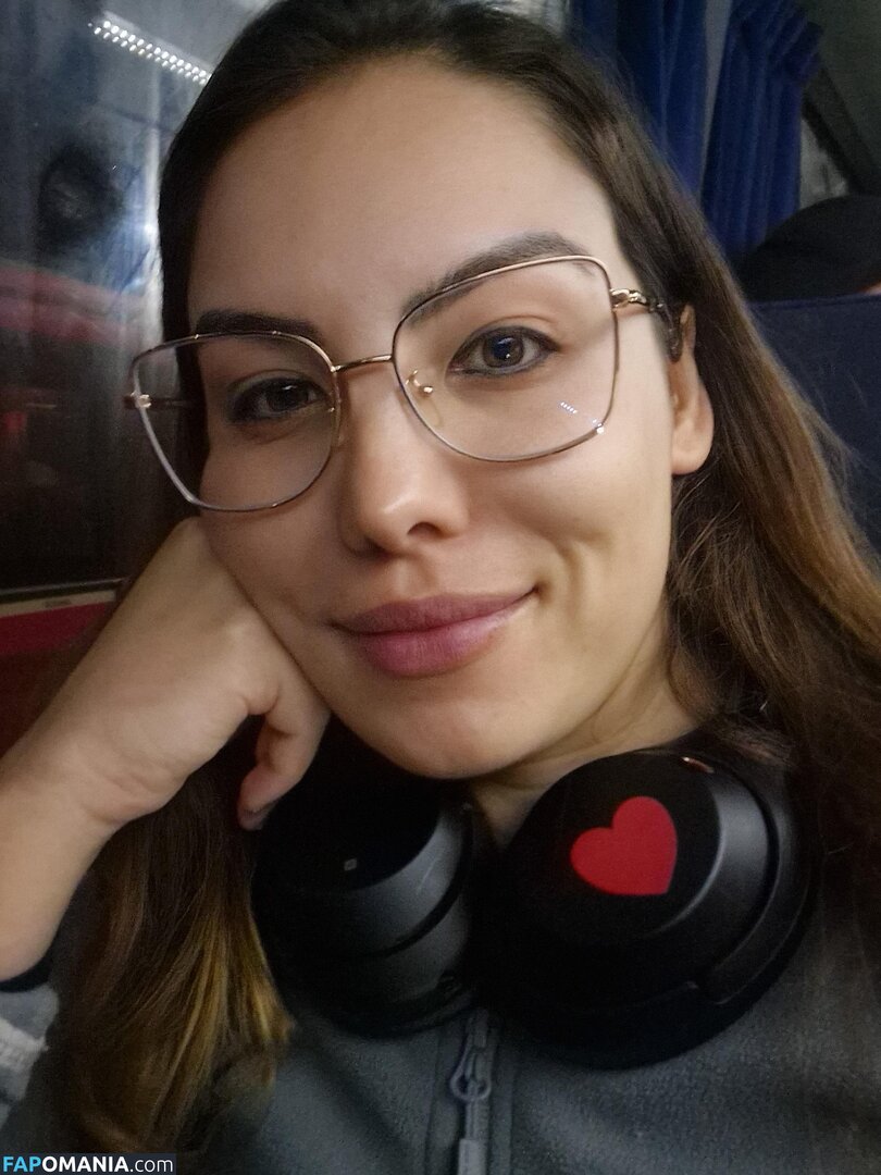 Certain-Key-3288 / gisele.kimura / giselekimura Nackt OnlyFans  Geleaktes Foto #1