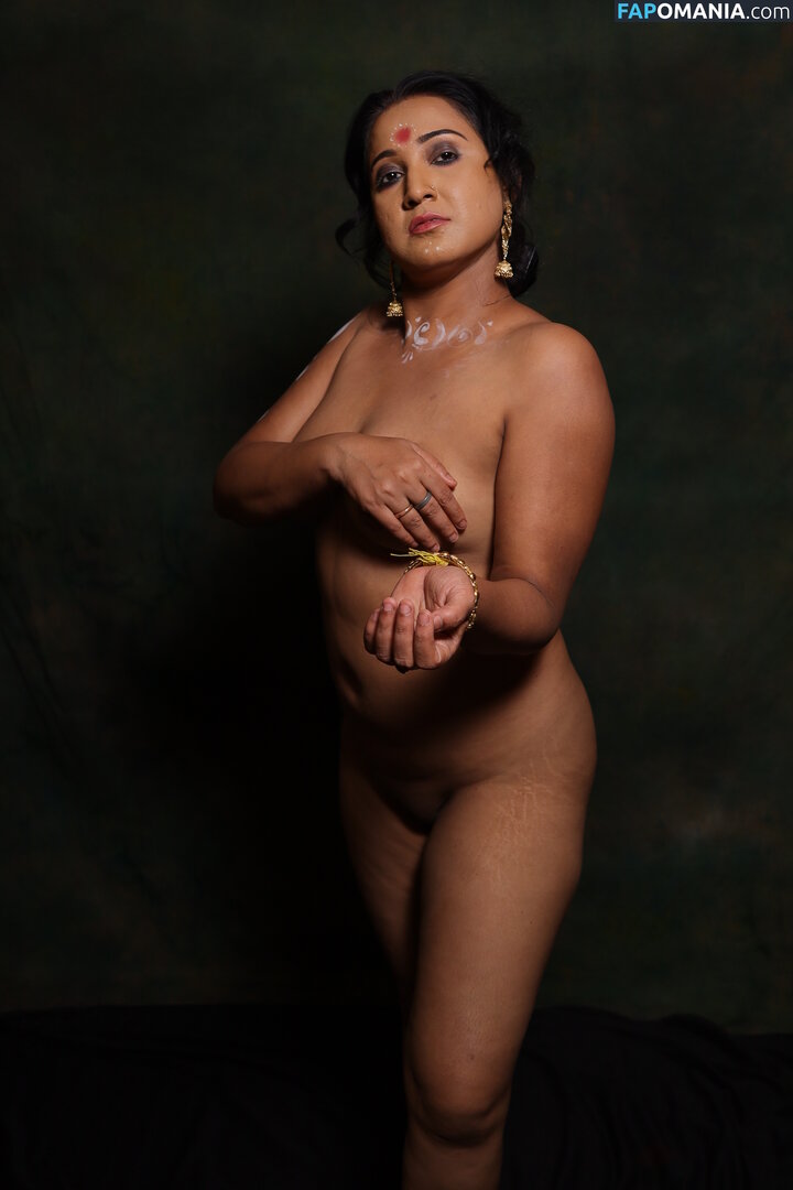 Chandrika Desai / Chandrika Passionica Nackt OnlyFans  Geleaktes Foto #92