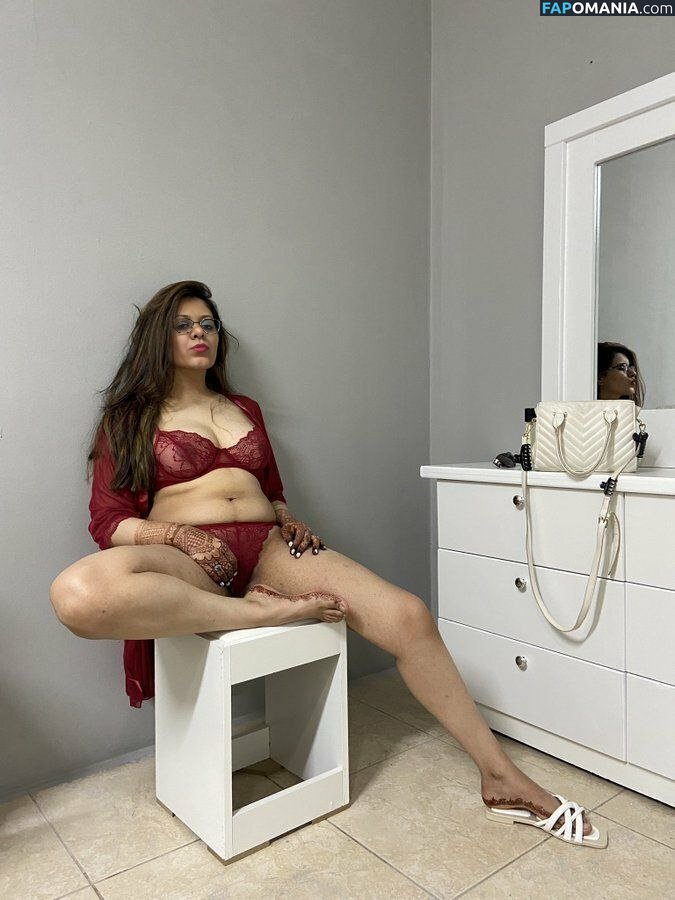 Chandrika Desai / Chandrika Passionica Nackt OnlyFans  Geleaktes Foto #342
