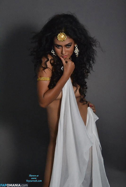 Chandrika Desai / Chandrika Passionica Nackt OnlyFans  Geleaktes Foto #449